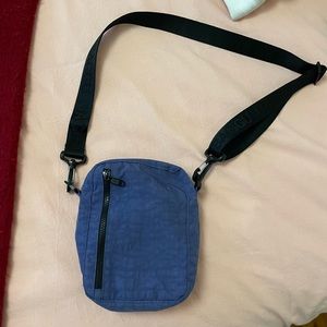Baggu Sport Crossbody in Bluebell